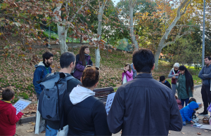 Els tècnics i científics del CREAF Sabina Bianchi i Gerard Gaya han dirigit un dels itineraris naturalistes del 5è Bioblitz del parc de Vallparadís. Font: Berta Guimerà